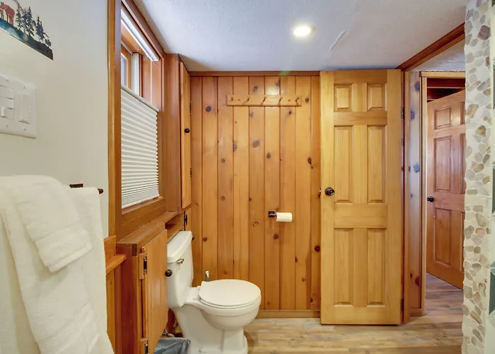 'Away At Moose Bay' Breezy Point Gem W/ Game Room