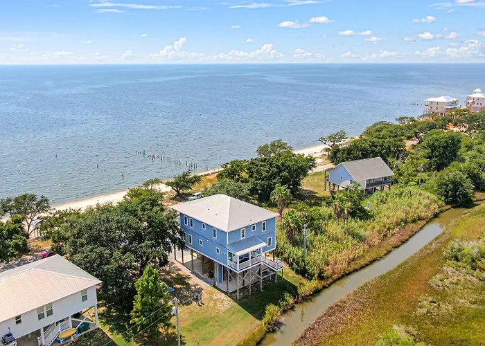 Pelican View Beach House - Private Beach!!
