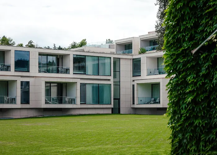 Falkensteiner Schlosshotel Velden – The Leading Hotels of the World