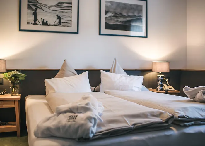 Arlen Lodge Hotel