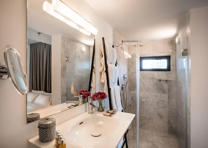 Lear Sense Hotel