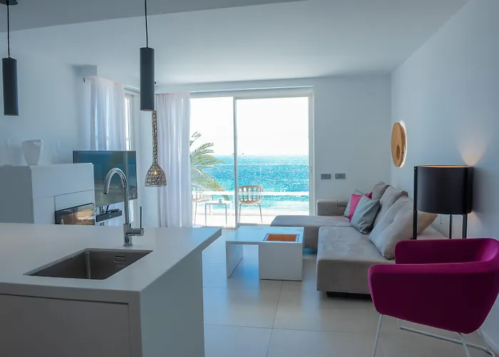 One Ibiza Suites