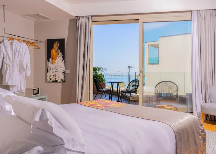 Hotel Vlora Priam Affiliated by Meliá
