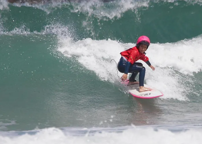 Alima Surf & Hotel