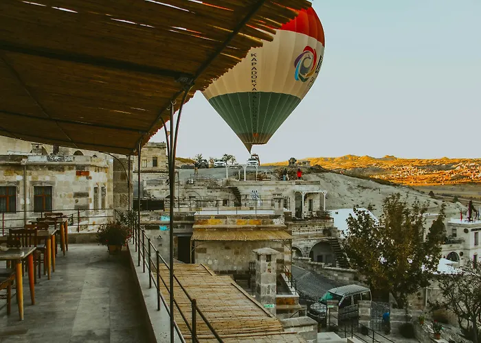Seki Cave Hotel, Wake Up To Hot Air Balloons