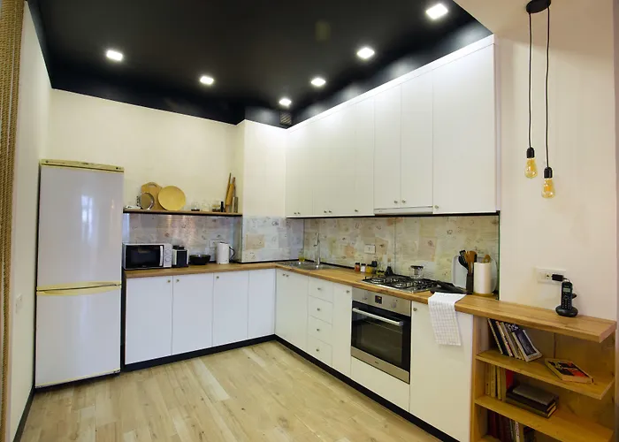 Ris Dalma Collection Yerevan