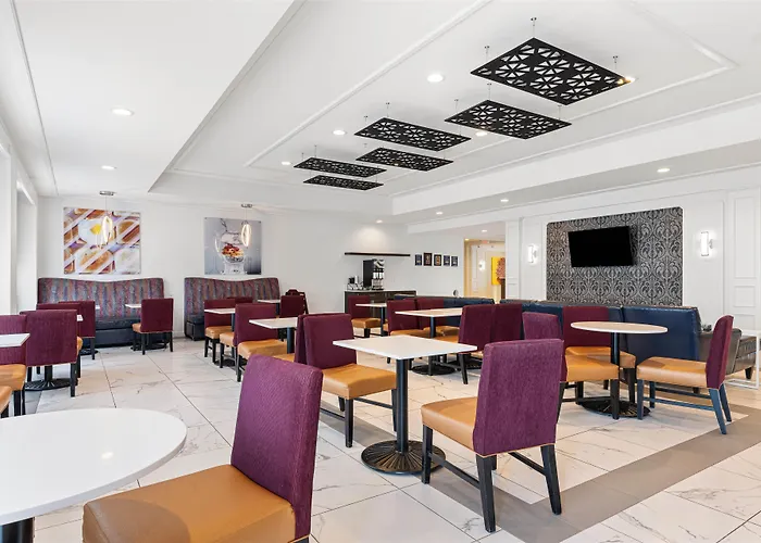 Best Western Plus New Richmond Inn & Suites