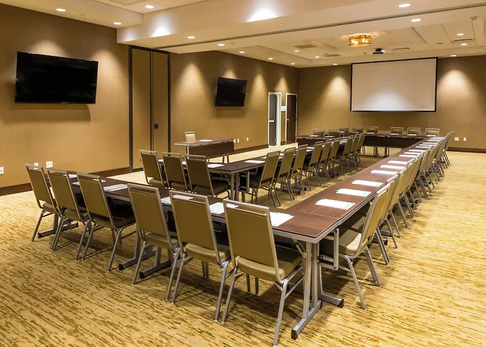 Holiday Inn Lexington - Hamburg By Ihg