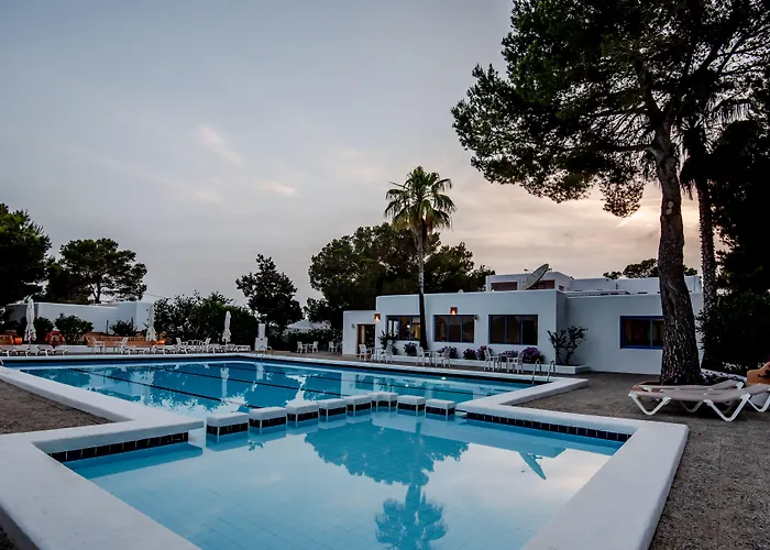 Bungalows Es Pins - Emar Hotels
