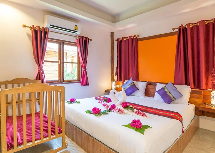 Pinthong Aonang Villa