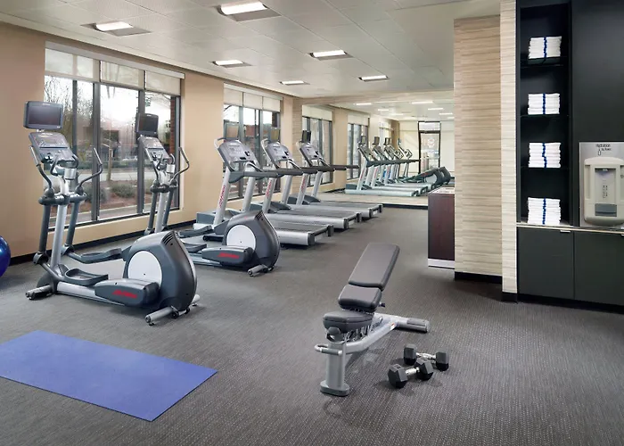 Courtyard By Marriott Lagrange