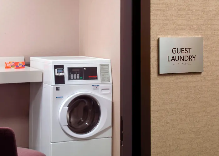 Courtyard By Marriott Lagrange