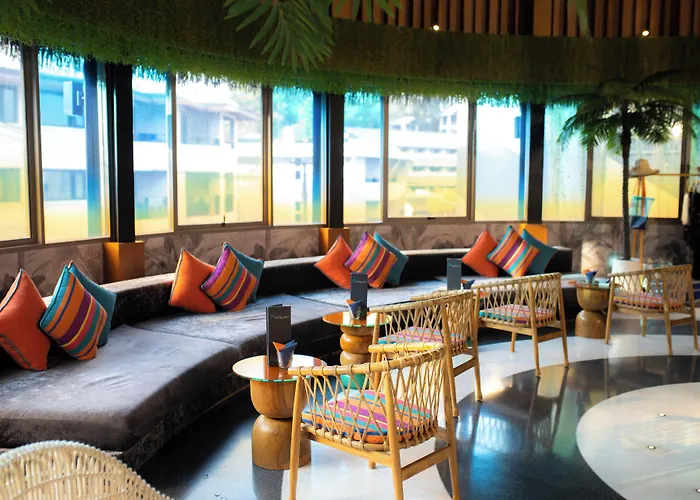 The Sis Kata Resort - Adult Only