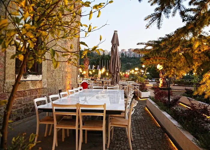 Cephanelik Hotel
