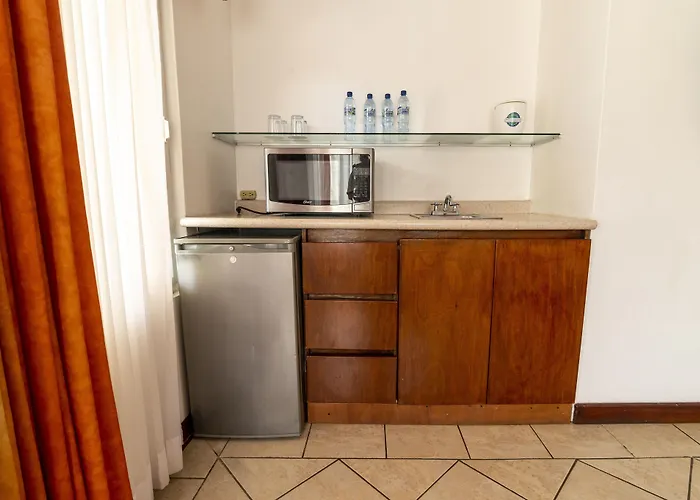 Hotel Cayman Suites