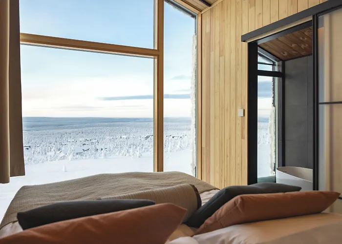 Star Arctic Hotel & Activities