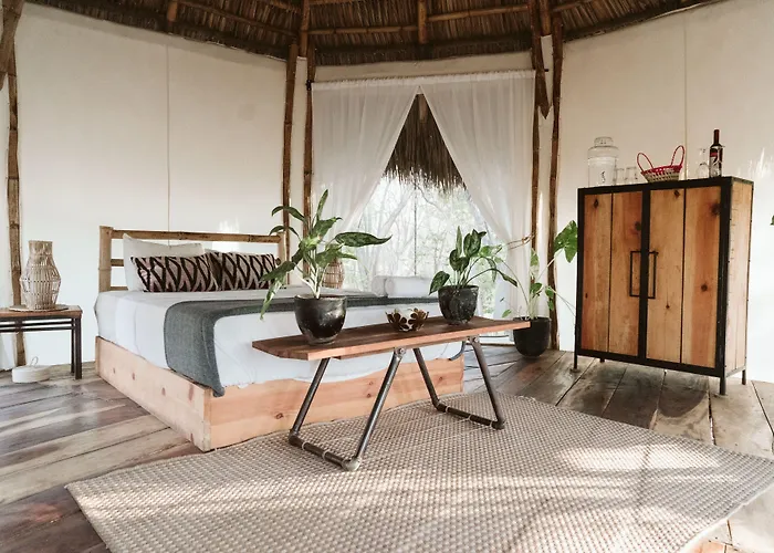 Dreamsea Surf Resort Nicaragua