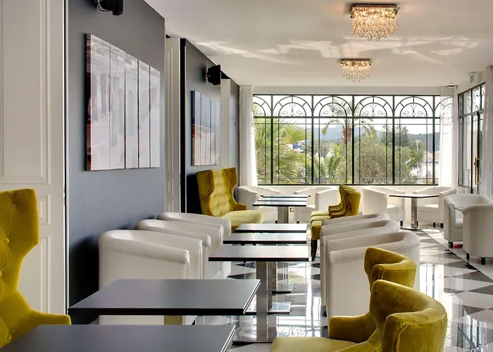 Grand Hotel Des Sablettes Plage, Curio Collection By Hilton
