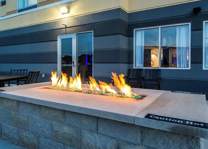Fairfield Inn & Suites By Marriott St. Joseph Stevensville