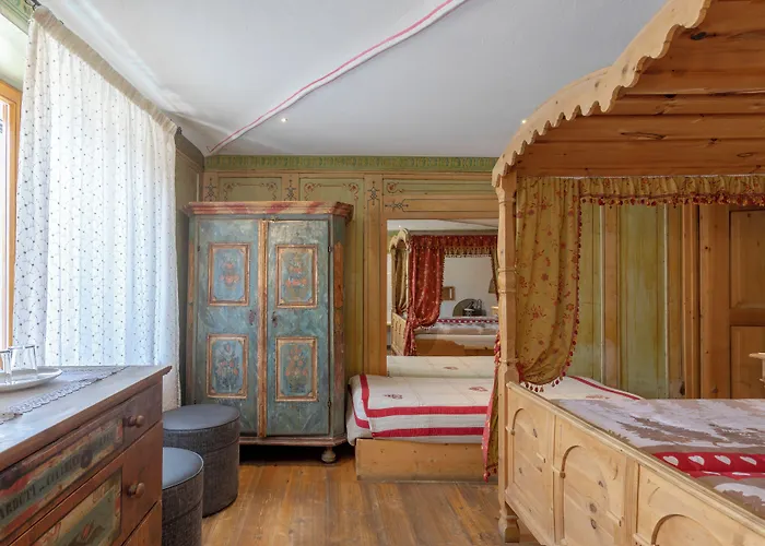 Historic Hotel Ristorante La Stua