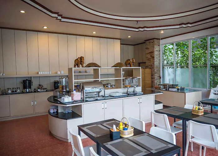 Mam Kaibae Hotel