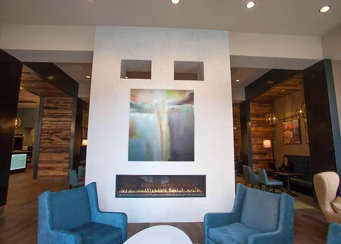 Hampton Inn & Suites St. Paul Downtown