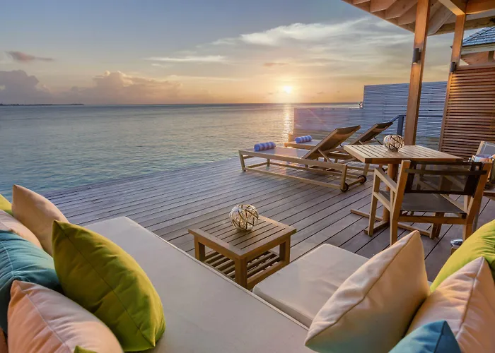 Hurawalhi Island Resort