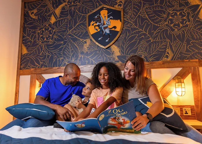 Warwick Castle Hotel & Knight'S Village