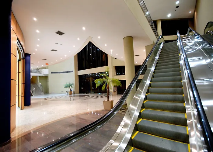 Hotel Golden Park Internacional Foz&Convenções By Nacional Inn