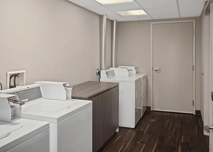 Home Inn & Suites Saskatoon South