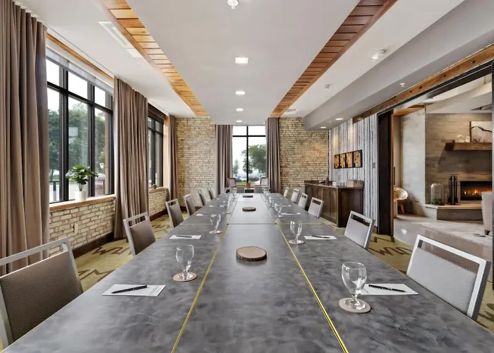 Hotel Indigo Traverse City By Ihg