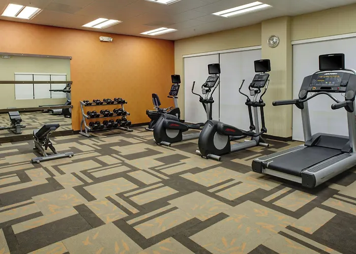 Courtyard By Marriott Carrollton