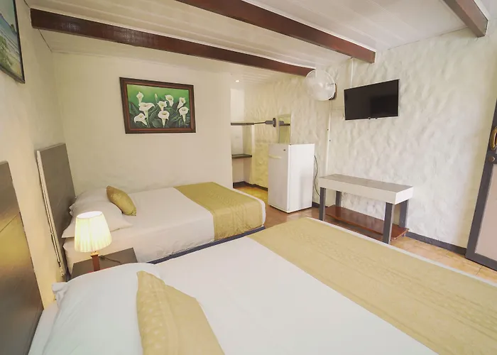 Hotel Flor Blanca