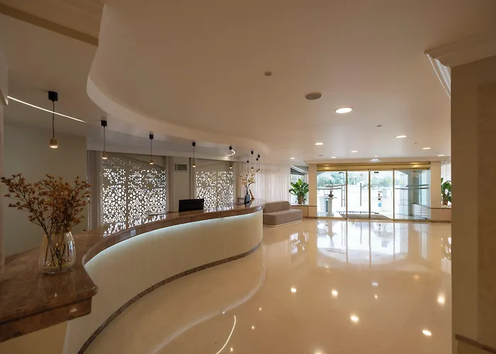 Avenida De Fatima Hotel