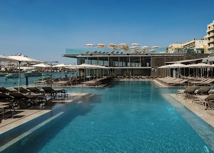 Strand Suites By Neu Collective Gzira