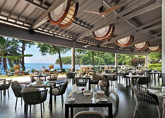 Tahiti Pearl Beach Resort