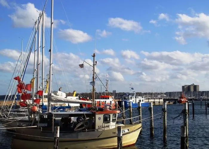 Acqua Strande Yachthotel & Restaurant