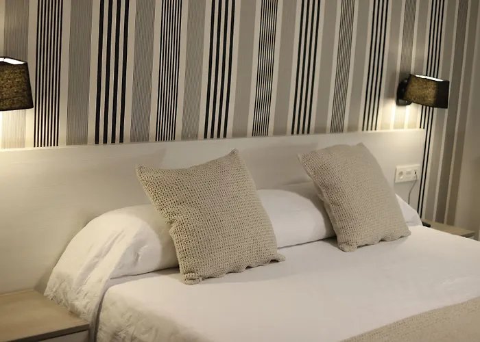 New Hotel Colon