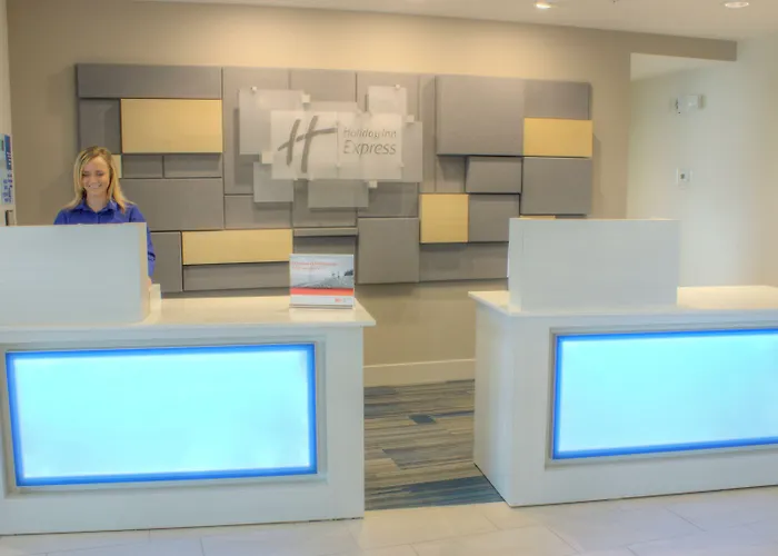 Holiday Inn Express Spencer By Ihg