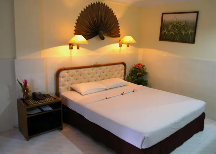 Palm Beach Hotel Bali