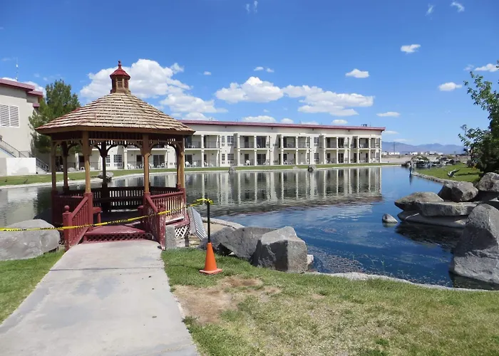 Longstreet Inn & Casino