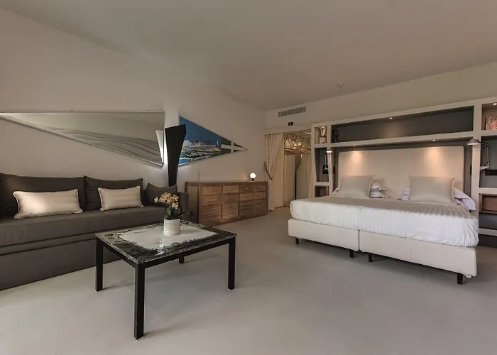 Augustus Hotel&Resort