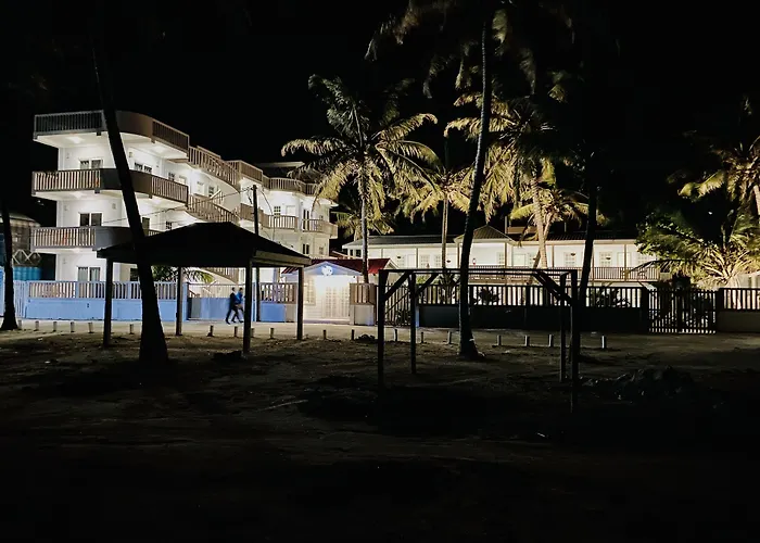La Isla Resort