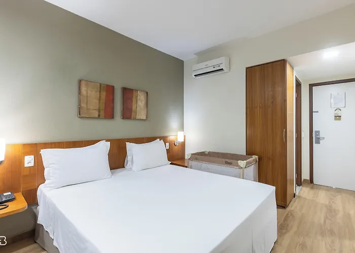 Executive Inn Hotel