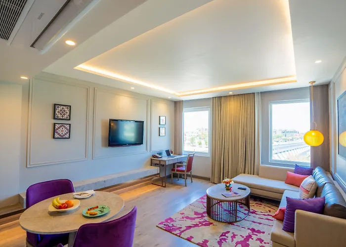 Vivanta Ahmedabad Sg Highway