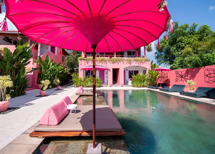 Pinkcoco Uluwatu - Constant Surprises & For Cool Adults Only