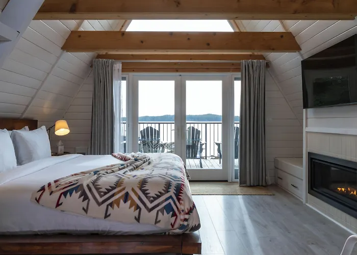 Duffin Cove Resort
