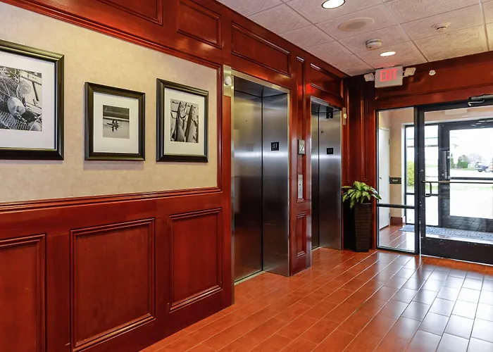Hampton Inn & Suites Detroit/Chesterfield