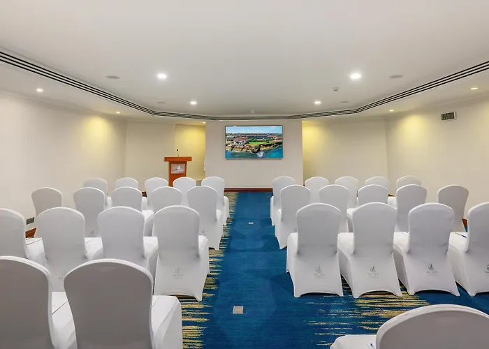 Sea Cliff Hotel