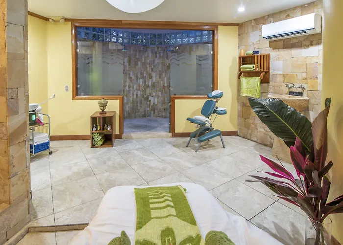 Hotel Casa Roland Golfito Resort